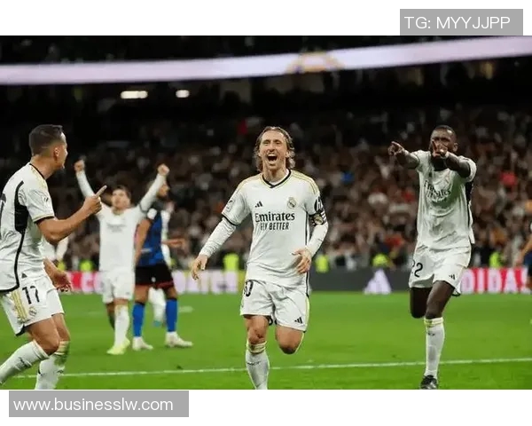 皇马主帅承认进攻并不理想，需做出改进来拯救球队处境